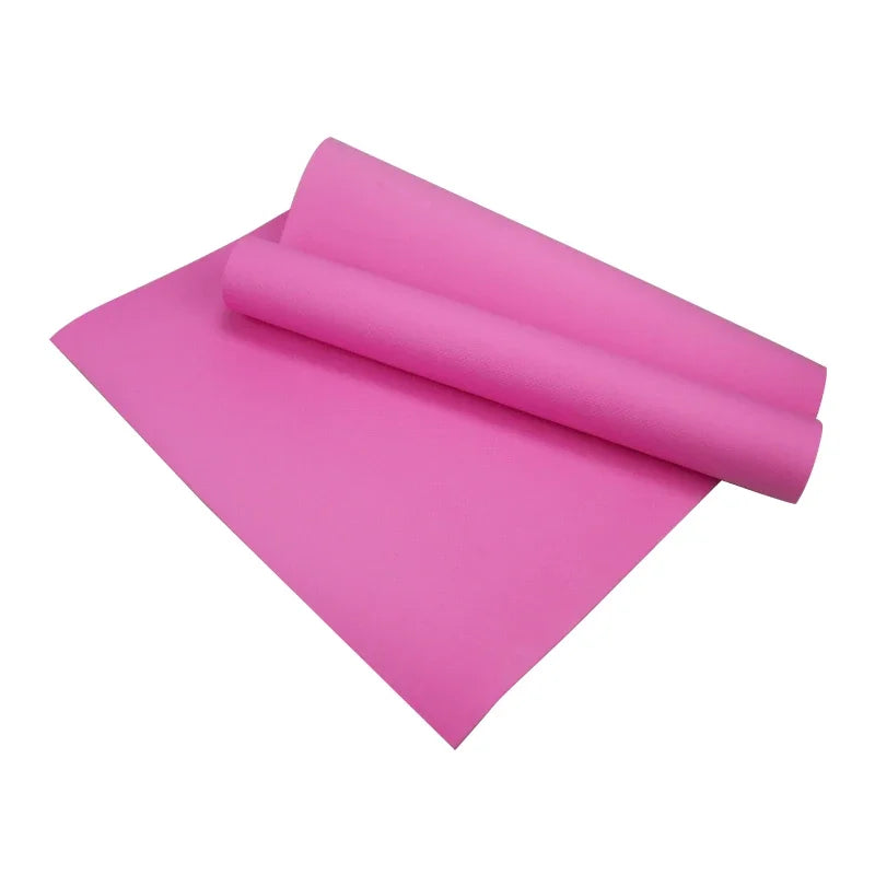 Portable and Lightweight 6MM Thick Yoga Mat with Durable Materials