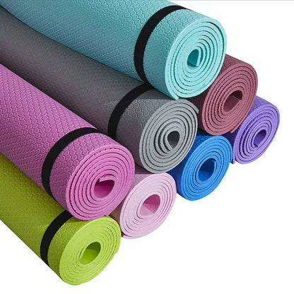 Portable and Lightweight 6MM Thick Yoga Mat with Durable Materials